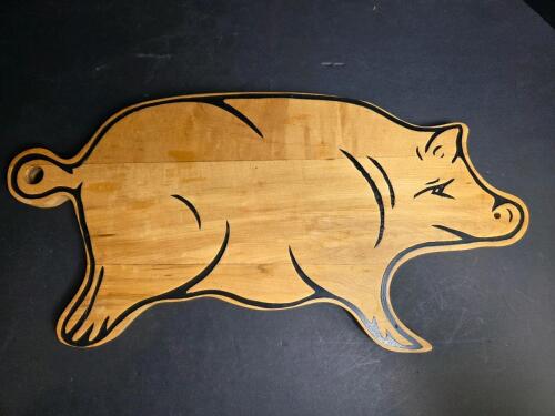 Pig-Shaped Wood Cutting Board & French Rolling Pin