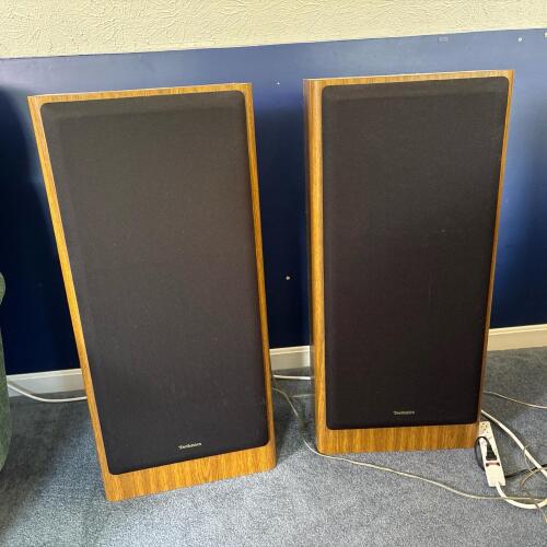 Technics 3-Way Floor Standing Speakers