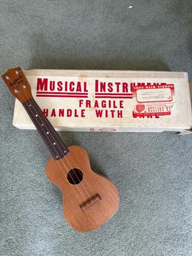 Roy Smeck Soprano Ukulele by Harmony