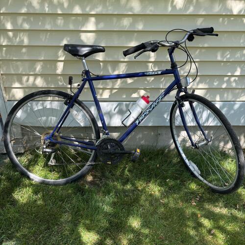 GT Passage Hybrid Road Bike