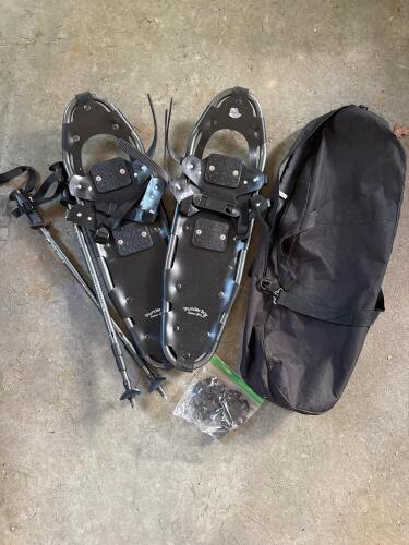 Thunder Bay Outdoor Gear Snowshoes Set with Poles and Bag