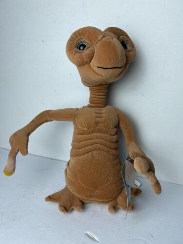 Toys "R" Us Exclusive E.T. The Extra-Terrestrial 20th Anniversary 12" Plush (SA)