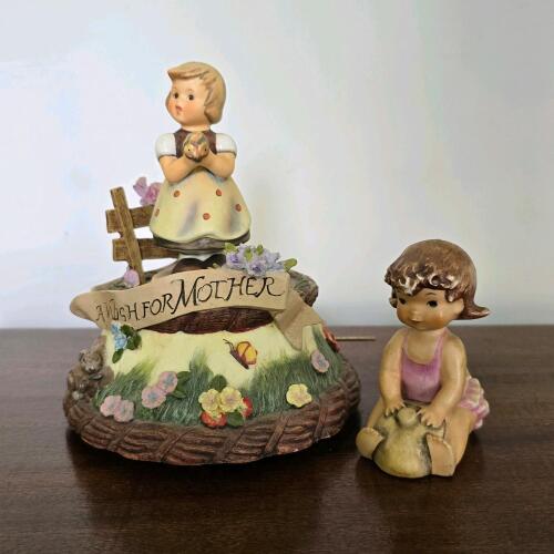 Goebel Musikfest Collection &ldquo;A Wish for Mother&rdquo; Music Box, 1998, Porcelain, 4.25" Tall (KM)