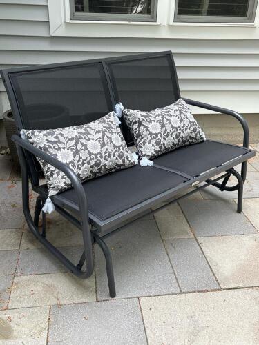 Nuu Garden 2-Seat Outdoor Patio Glider