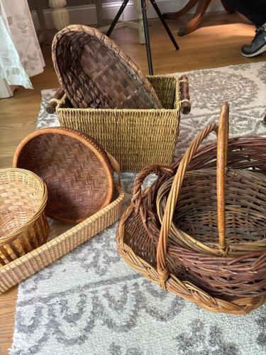 Basket Lot