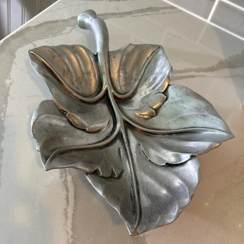 Vintage Royal Hickman Cast Aluminum Leaf Tray