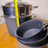 Kirkland Signature Hard Anodized 10-Piece Cookware Set, 8 qt Stockpot, Saucepans, Stainless Lids - 5