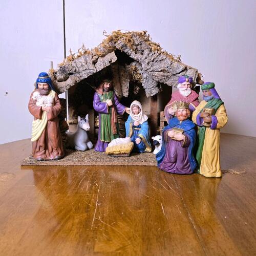 Cannon Falls Nativity Scene Set &ndash; 8-Piece Hand-Painted Resin Figurines with Stable