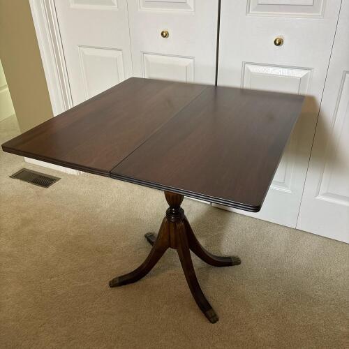 Vintage Duncan Phyfe Style Wooden Flip-Top Game Table