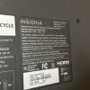 Insignia 39" Roku Smart TV - 5