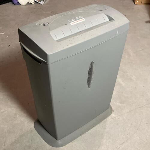Tech Solutions Paper Shredder