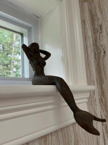 Cast Iron Mermaid Shelf Sitter Figurine