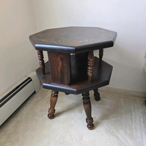 Vintage 2-Tier Hexagonal Wood Side Table Spindle Legs