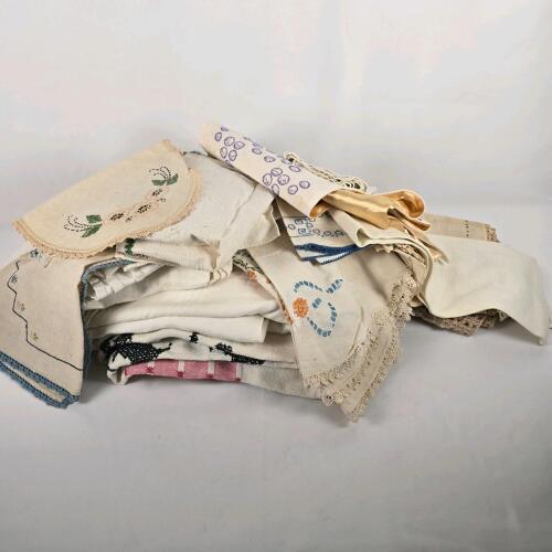 Vintage Hand-Embroidered & Printed Linen Table Linens Lot
