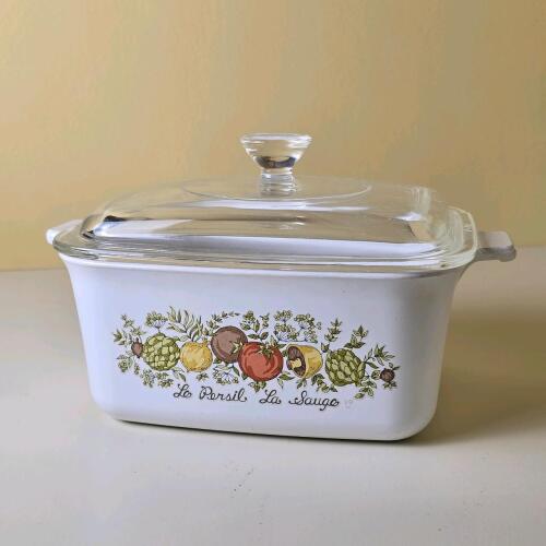 Vintage Corning Ware 1.5 Qt Spice of Life Casserole Dish with Lid