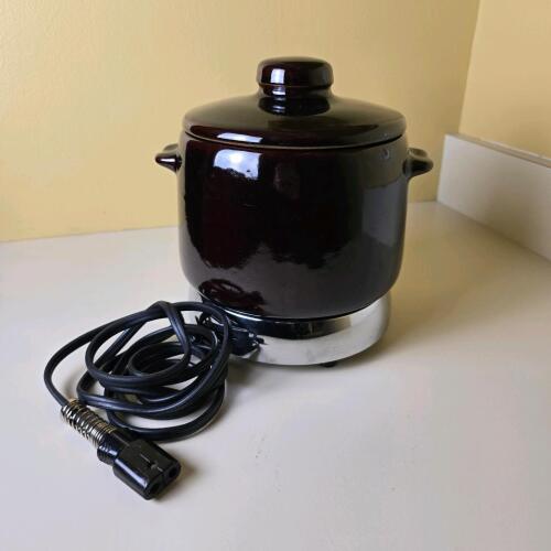 Vintage West Bend Heat-Rite Electric Soup/Bean Pot