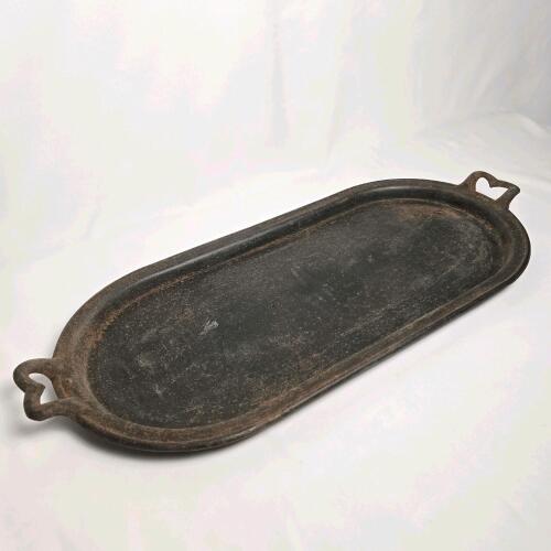 Vintage 24" Oval Cast Iron Griddle with Heart Handles &ndash; Large, Rustic, Heavy-Duty Cookware