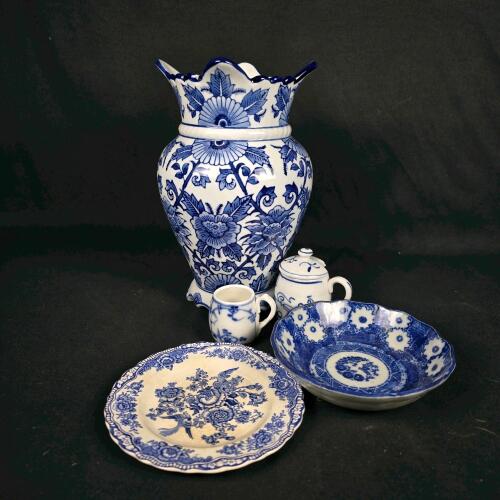 Decorative Blue & White Ceramic Tableware Mixed Origin