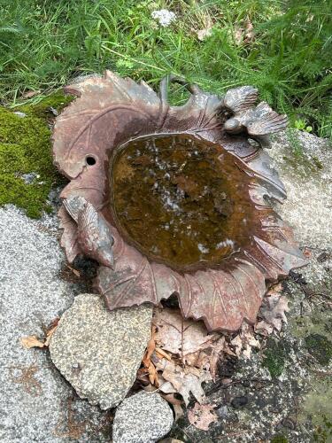 Vintage Cast Iron Leaf-Shaped Garden Bird Bath with Two Bird Figures