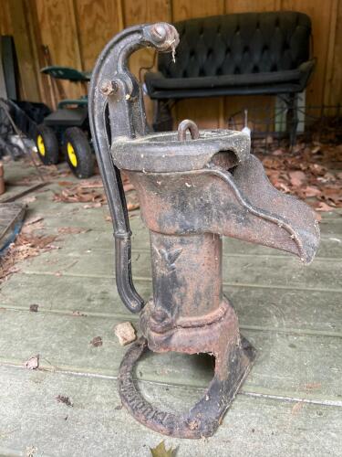 Antique Borne Cast Iron Hand Water Pump