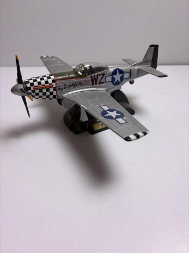 Die-cast 1:48 Scale P-51 Mustang "Big Beautiful Doll" Model Aircraft