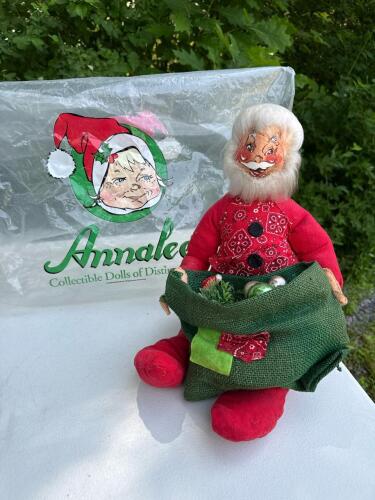 Annalee Mobilitee Santa Claus Doll