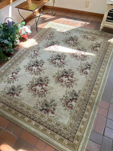 Traditional Floral Area Rug, 63&rdquo;x90&rdquo;