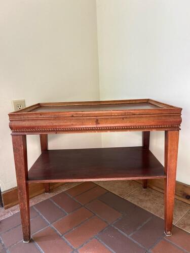 Vintage Wooden Accent Table &ndash; 2 Shelves, Bead Molding