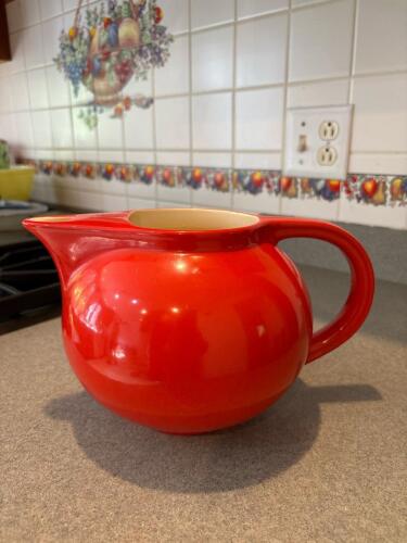 Universal Cambridge Red Ball Pitcher