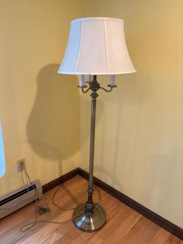 Traditional 3-Light Vintage Brass Floor Lamp with Fabric Shade