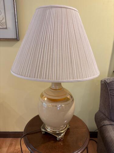 Vintage Ceramic Table Lamp