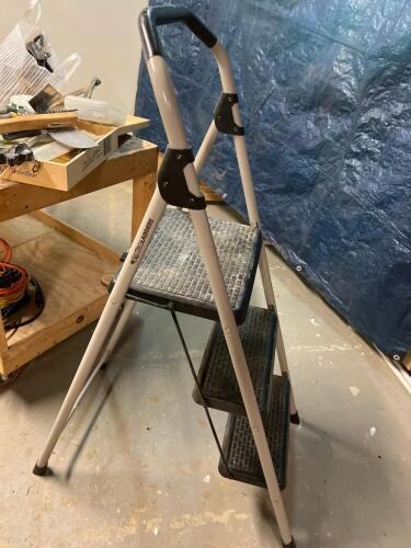 Gorilla Ladders 3-Step Lightweight Steel Step Stool