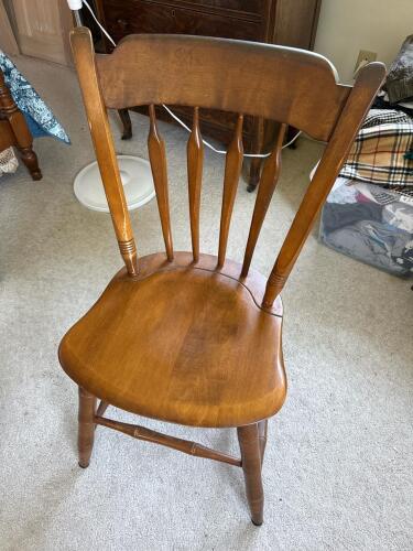 Ethan Allen Heirloom Nutmeg Maple Dining Chair