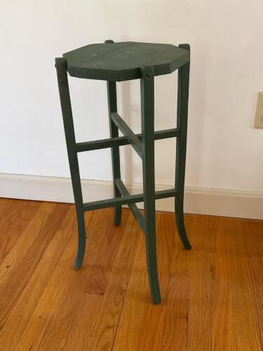 24" Octagonal Green Wooden Plant Stand