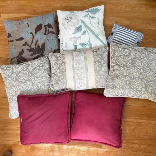 Lot of Assorted Throw Pillows