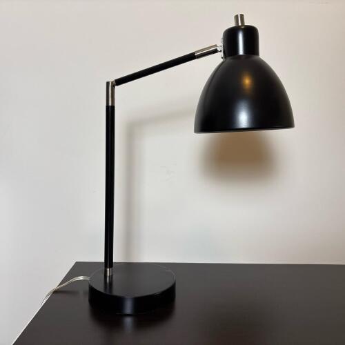 Adjustable Black Metal Desk Lamp