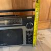 General Electric Portable AM/FM Radio - 8