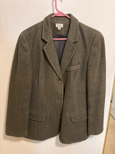 LL Bean Women's Blazer: Size 18P