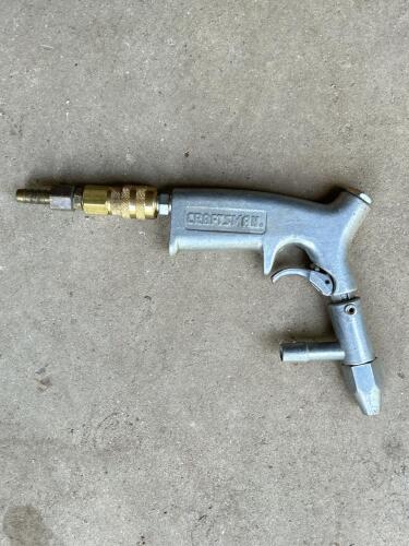 Craftsman Air Blow Gun with Quick-Connect Fitting and Auxiliary Side Outlet