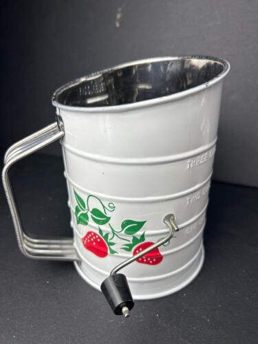 TELEFLORA&rsquo;S 3-Cup Hand Crank Metal Flour Sifter, White With A Strawberry Design