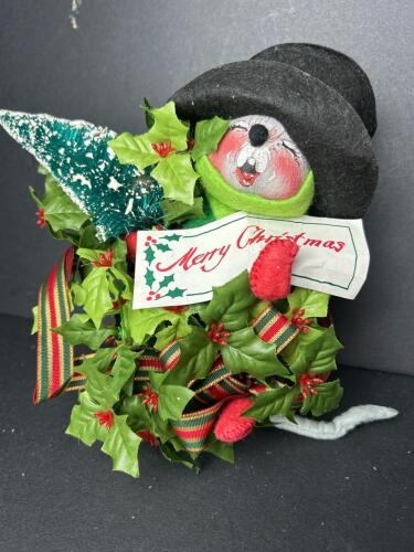 Vintage Annalee Dolls 1992 Christmas Caroler Mouse Figurine