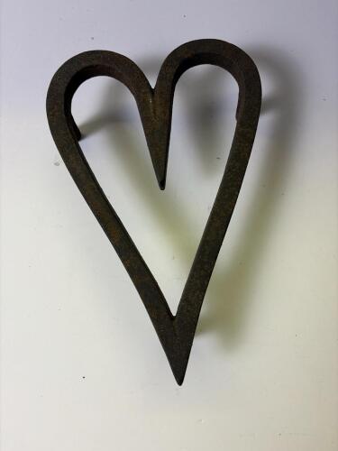 Antique Cast Iron Heart Branding Iron Heart-Shaped Cattle Brand