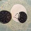 Hand-Painted Serving Tray with Oreo Cookie Motif and Lace Design - 3