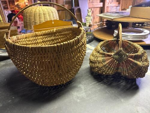 Set of 2 Woven Buttocks Market Gathering Baskets (158)