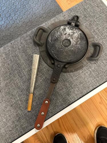 Antique Norwegian Tital Krumkake Iron Set