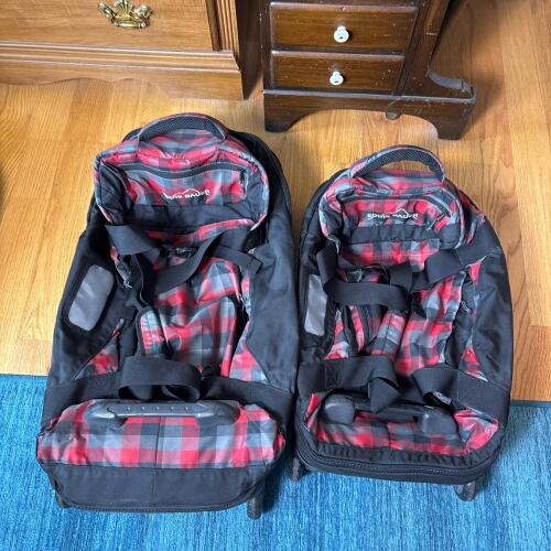 Eddie Bauer Expedition Rolling Duffel Bag Set