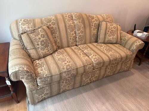 Traditional Upholstered Sofa