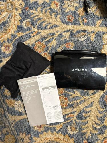 Dynex DX-P7DVD 7" Portable DVD Player