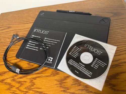 Wacom Intuos CTL-6100 Medium 10.4" Tablet with Pen