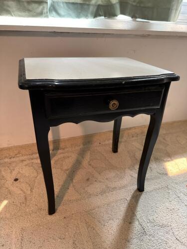 Small Wooden Side Table/Nightstand